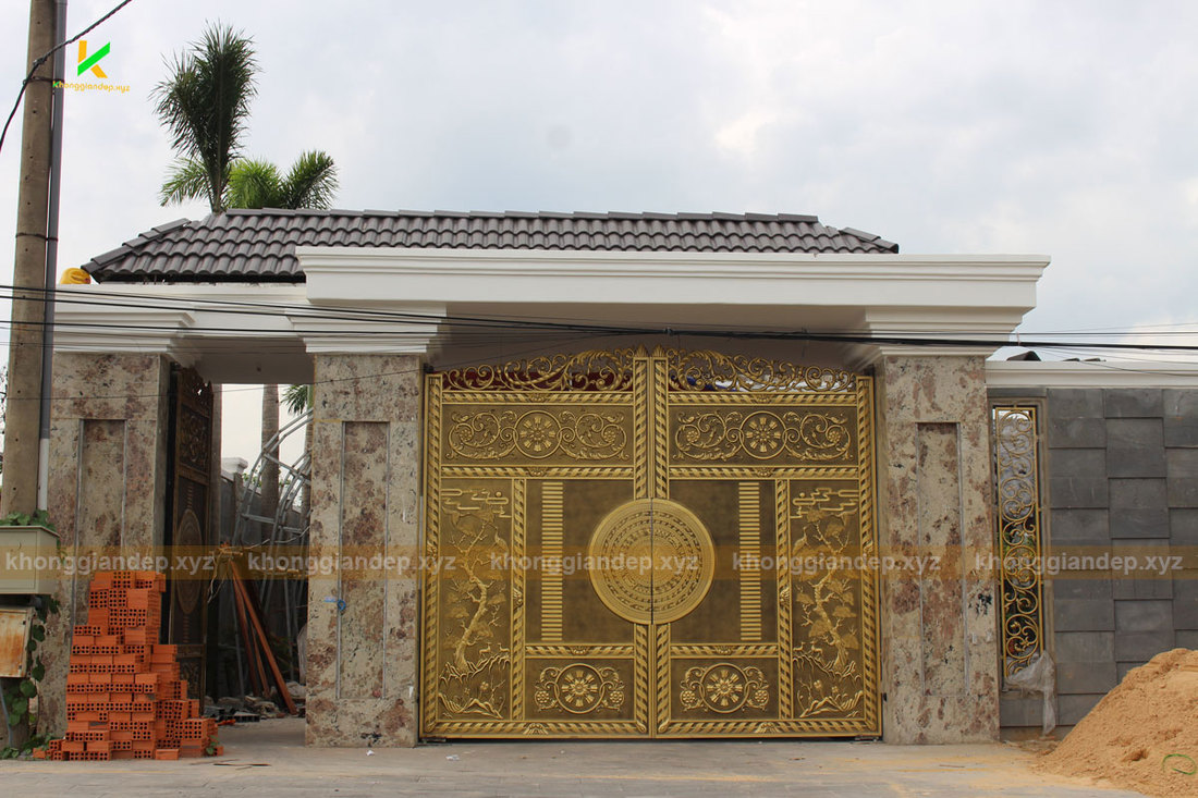 Mẫu cổng biệt thự đẹp cổng nhôm đúc đẹp ở tại Tuyên Quang - TUYÊN QUANG  VIỆT NAM